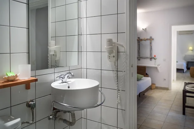 جناح بسريرين منفصلين وسرير كينج بغرفتي نوم مع أريكة، Skiathos Holidays Hotel 2/3