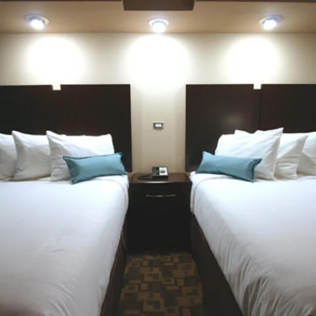 غرفة سوبيريور بسريرين كوين، Wyndham Garden Midland 1/10