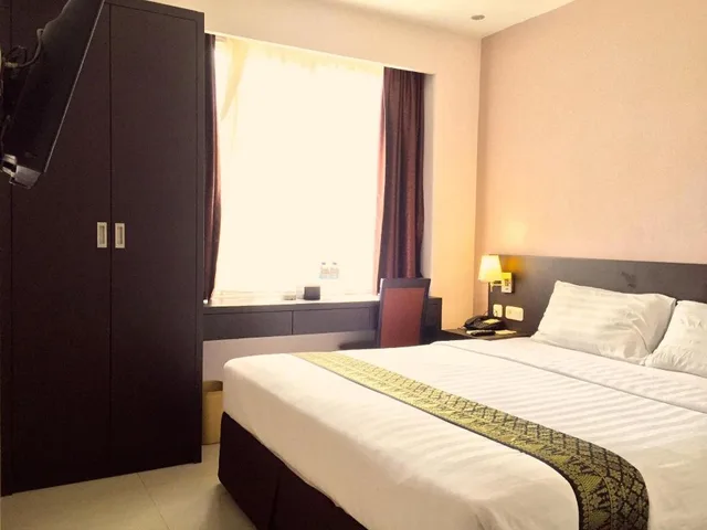 غرفة ديلوكس بسرير مزدوج، GRAND HAWAII HOTEL 1/3