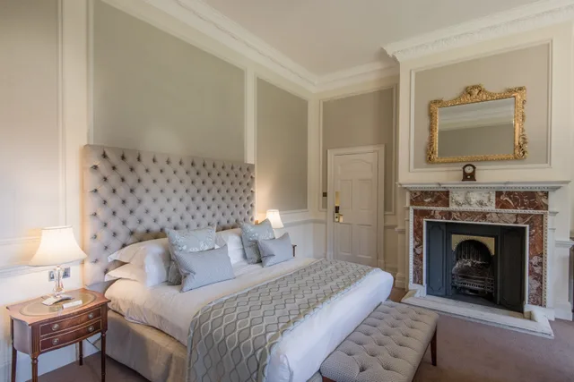 جناح، Tylney Hall 1/1