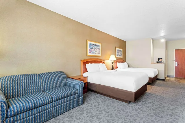Room, 2 Queen Beds, Comfort Inn & Suites I-25 near Spaceport America 4/5