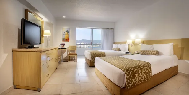 غرفة قياسية بسريرين مزدوجين بشرفة بإطلالة جزئية على البحر، HS Hotsson Smart Acapulco 2/10