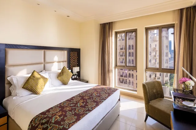 غرفة قياسية بسرير كينج، Bahi Ajman Palace Hotel 1/2