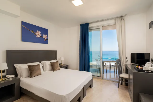 Superior, Sea Front، Bellevue Sardinia Resort Affiliated by Melia 1/8