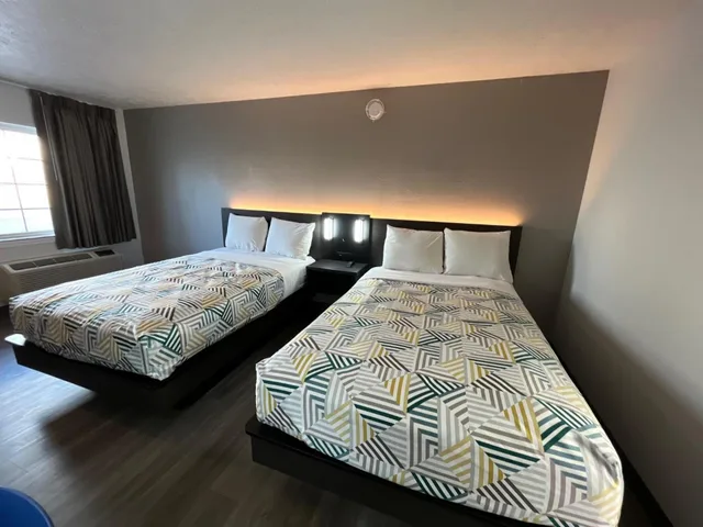 غرفة ديلوكس رباعية، Motel6 Lafayette, IN 1/10