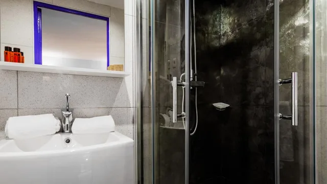 غرفة رباعية، HOTEL D ALSACE 6/8