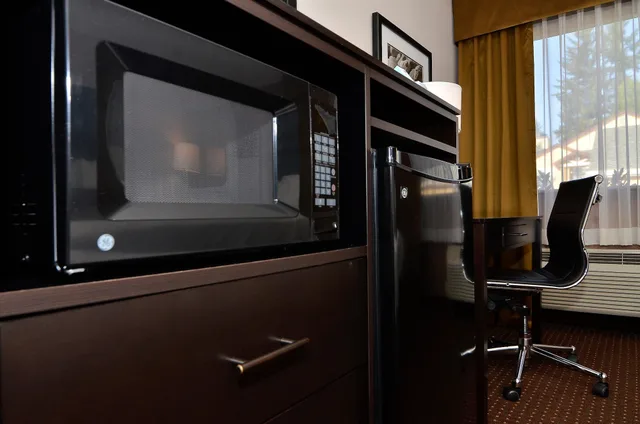 غرفة قياسية بسرير كوين لذوي الإعاقة، Best Western Inn Of Vancouver 10/10