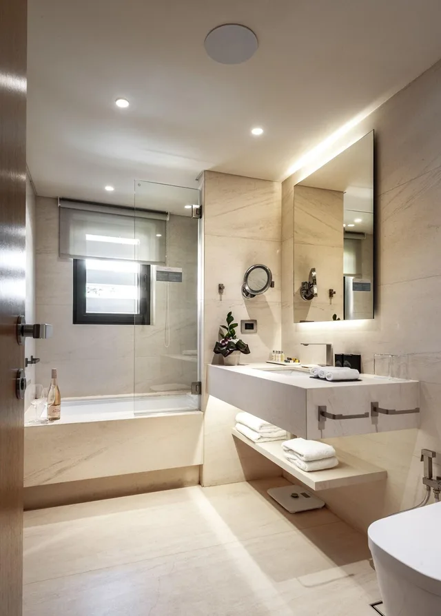 غرفة ديلوكس بسرير مزدوج بإطلالة، Somewhere Boutique Hotel Vouliagmeni 3/3