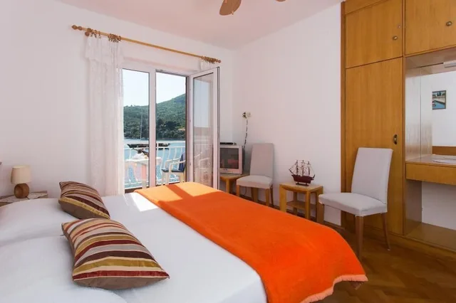 شقة صغيرة بسرير كينج بغرفة نوم واحدة، Villa Malfi 2/4