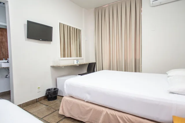 غرفة تنفيذية بسرير مزدوج، Panorama Convention Hotel 1/9