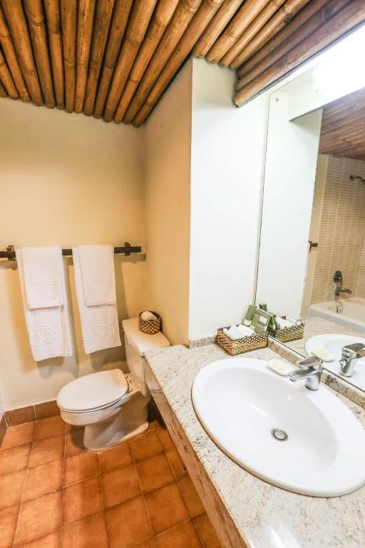 Resort, Suite, Double Bed, Living Area، Taita Hills Safari Resort And Spa 4/4