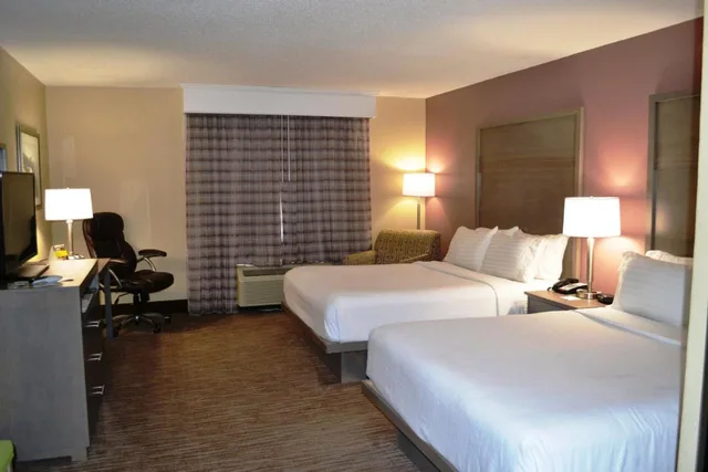 Room, 2 Queen Beds, Holiday Inn Santee 1/1