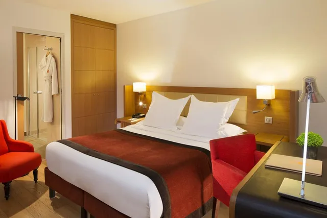 غرفة قياسية بسرير مزدوج، Hotel Le Six 1/4