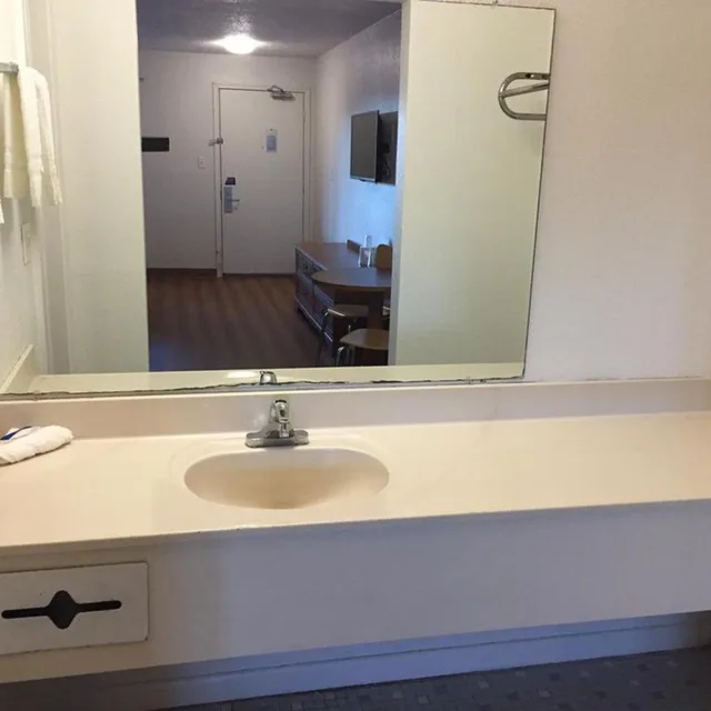 غرفة بسرير كينج، Fairbridge Inn Express North Lima 7/7