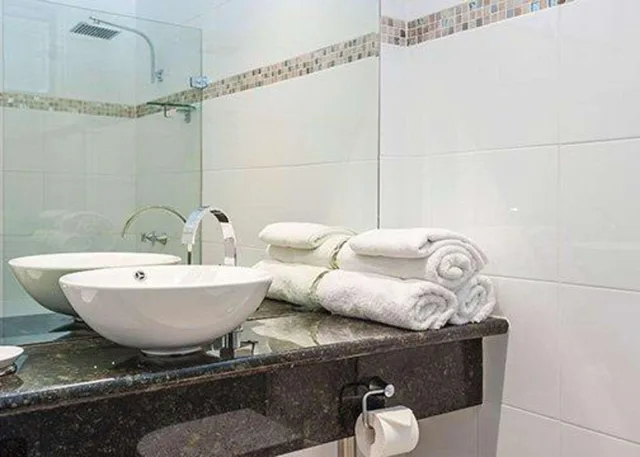 غرفة سوبيريور بسرير فردي وسرير كوين، Comfort Inn Coach & Bushmans 10/20