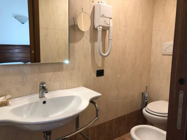 Room, Double Bed, Le Due Fontane 5/8