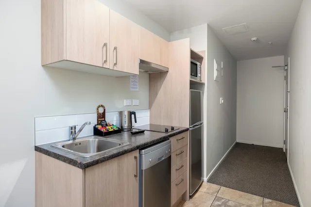 شقة بسرير كينج بغرفة نوم واحدة، Ramada Suites by Wyndham Christchurch City 4/5