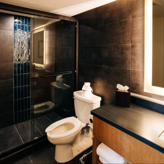 غرفة ديلوكس بسرير كينج، Quality Inn Bardstown 3/3
