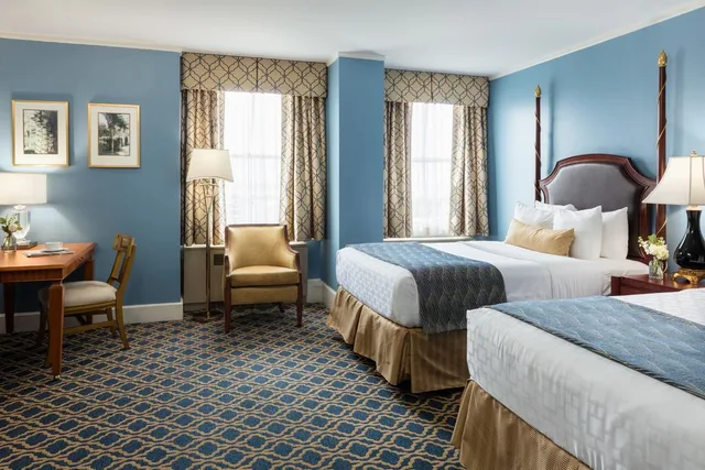 غرفة تقليدية، Francis Marion Hotel 2/3