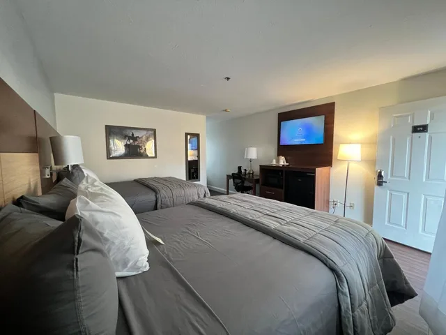 Village, 2 Double Beds, Pet Friendly، Inn at Cemetery Hill 1/9