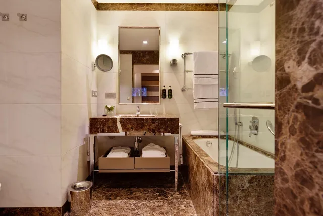 Melia, Guest Room، Melia Genova 8/8