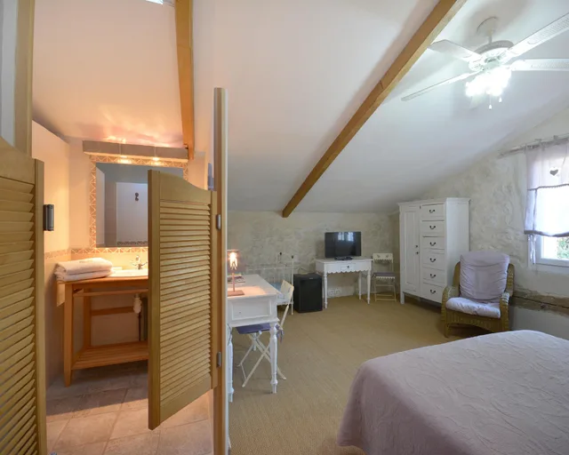 Comfort, Double Bed, Park View, Clos Saint-Pierre De Fraisse 4/5