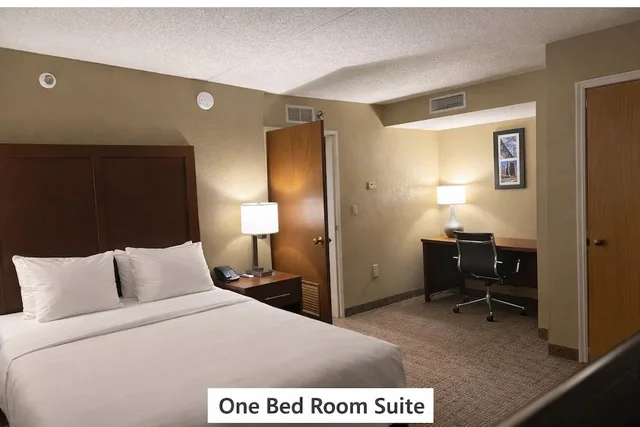 جناح بسرير كوين مع أريكة لذوي الإعاقة، Comfort Inn Farmington Hills - Detroit Northwest 1/5