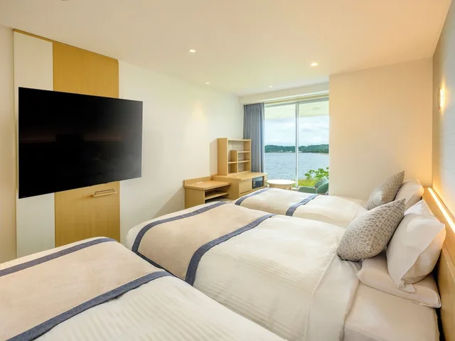 Superior, Triple, Twin Beds, Murphy Bed, Bathtub، Kamenoi Hotel Hikone (Ex Kanponoyado) 2/3