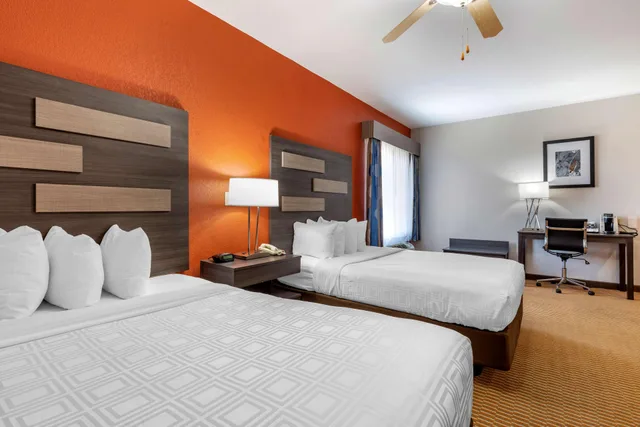 جناح بسريرين كوين لذوي الإعاقة، Best Western Palo Duro Canyon Inn & Suites 1/3