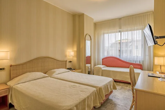 Room, Triple, Garden Lido 3/9