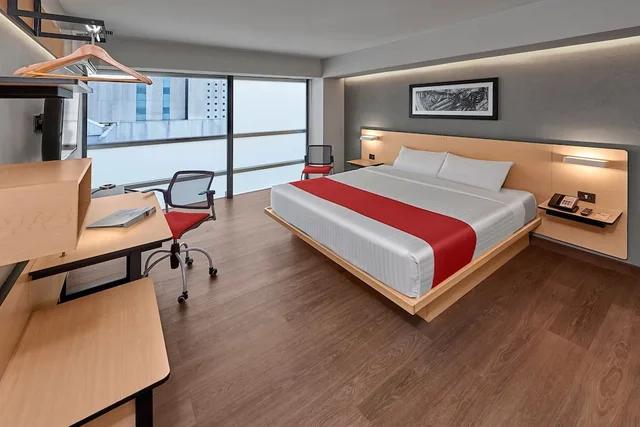 غرفة بسرير كينج، City Express by Marriott Ciudad de Mexico EBC Reforma 1/2