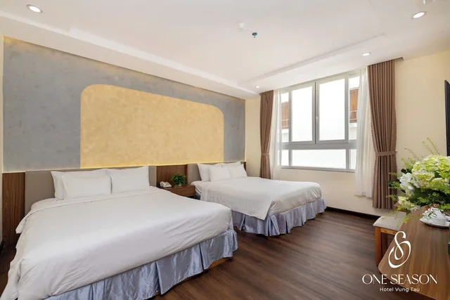 غرفة غراند رباعية بسريرين كوين بإطلالة على المدينة بغرفة نوم واحدة، Ngoc Hanh Beach Hotel 4/6