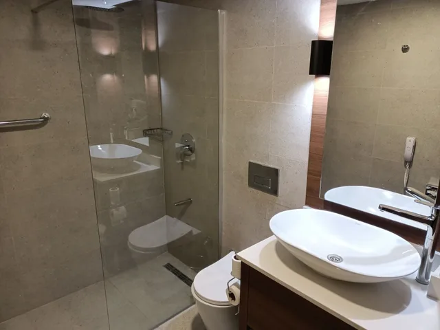 Room, Triple, Twin Beds, Ring Downtown Hotel 3/3