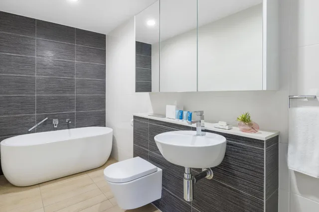 3 Bedrooms, Altitude, Suite, 3 King Beds، Meriton Suites Herschel Street 5/7
