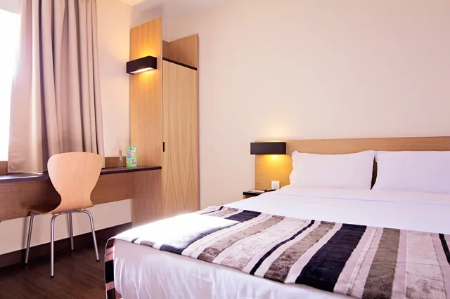 Standard, Single, Double Bed, Park Hotel Porto Valongo 1/3