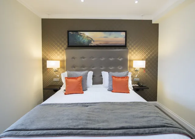 غرفة كلاسيكية بسرير مزدوج بإطلالة على البحر، Hythe Imperial Hotel Spa Golf 1/5