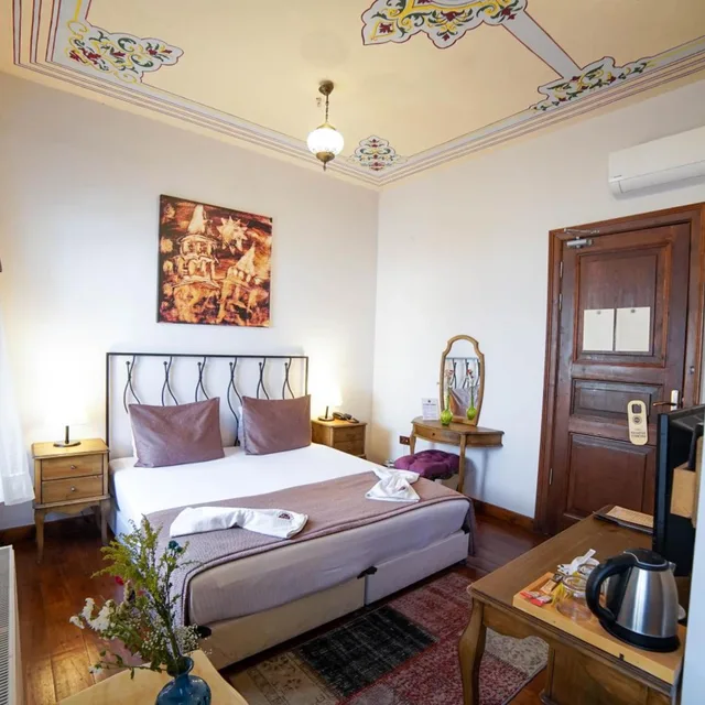 غرفة قياسية بسرير مزدوج، Sarnic Meyhane and Otel 4/10