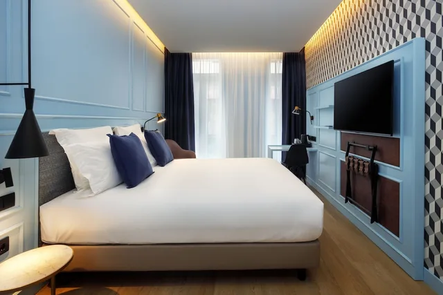 غرفة كلاسيكية بسرير مزدوج بإطلالة على الحديقة، Mercure Porto Centro Aliados 2/6