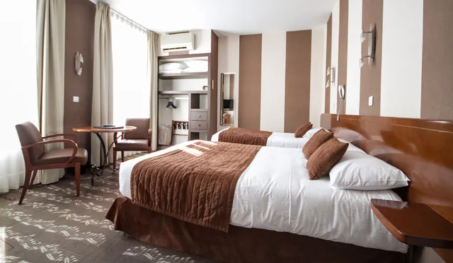 غرفة عائلية رباعية، Hotel Majestic 4/9