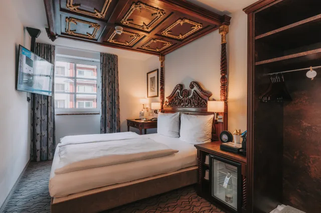 غرفة قياسية بسرير مزدوج، Kings Hotel Center 5/9