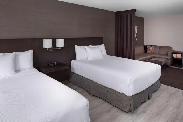 room, multiple beds، Hyatt Place Poughkeepsie 2/3