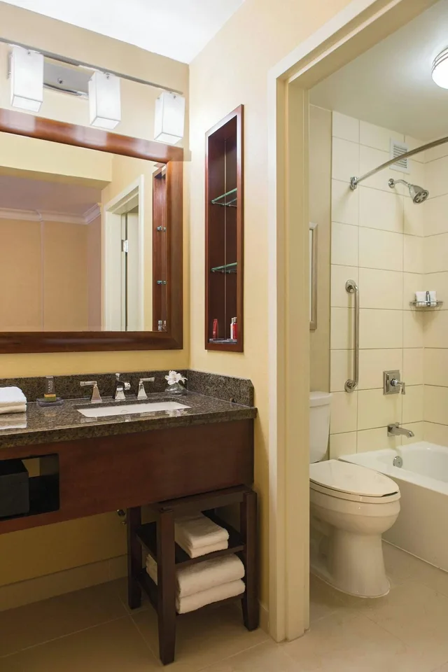 جناح جونيور بسرير كينج، Chicago Marriott Oak Brook 4/5
