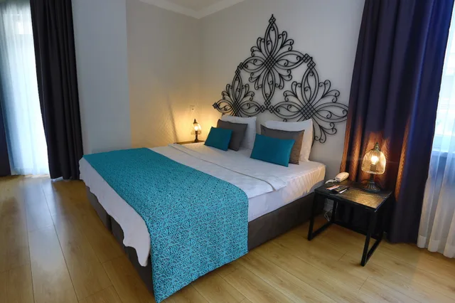 Standard, Double Bed, Azuu Boutique Hotel 1/9