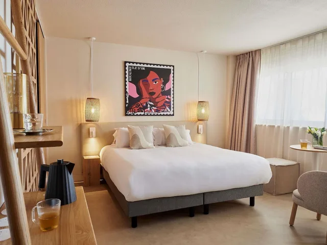 جناح جونيور بسرير مزدوج بإطلالة على البحر، Mercure St Raphael Centre Plage 7/10