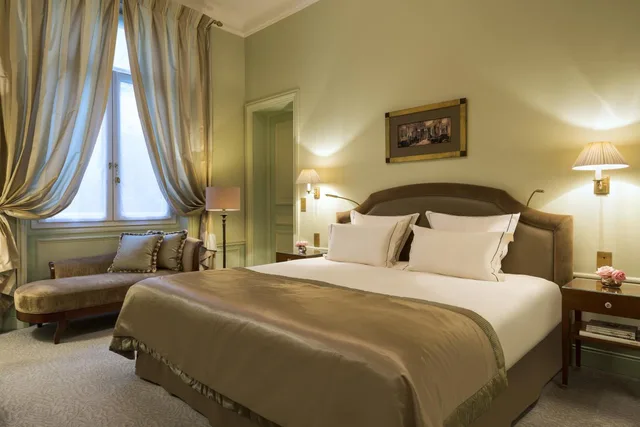 Parisienne, Deluxe, Suite, King Bed، Hotel Westminster 2/3