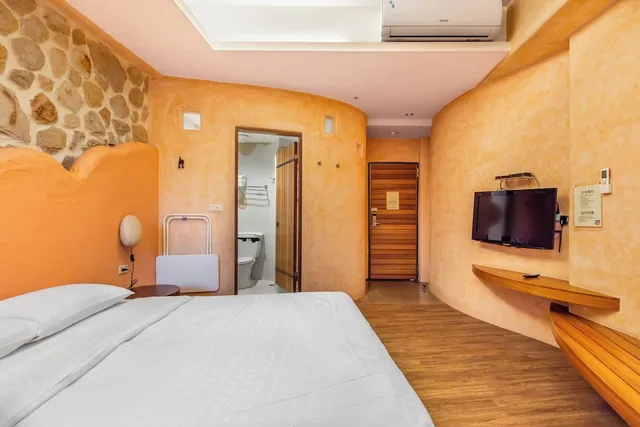Deluxe, Quadruple, King Bed, Kenting Fairyland & Farm Guest House 1/8