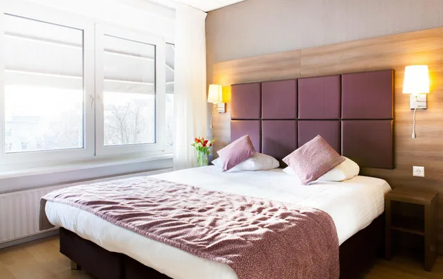 غرفة قياسية بسرير كوين، Hotel Victorie 2/6