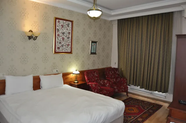 Economy, Basement, Triple, Double Bed، Basileus Hotel 1/8