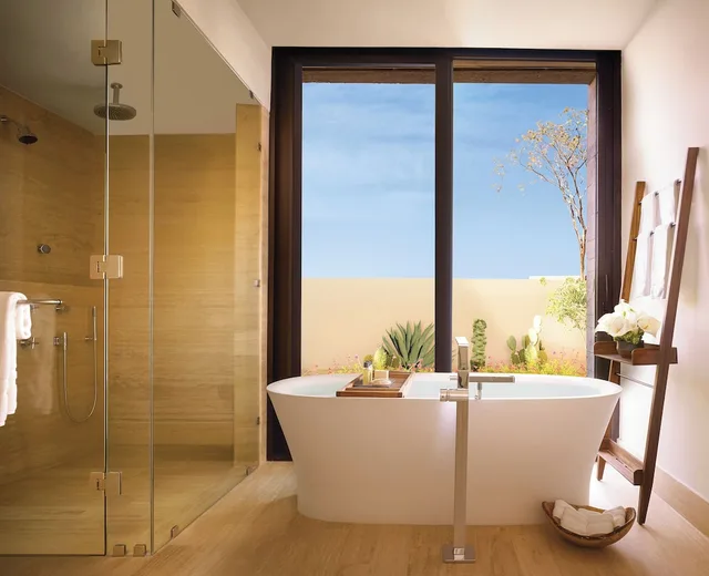 3 Bedrooms, Residence, 2 King Beds, 2 Queen Beds, Coast View, Sofa, with Pool، Montage Los Cabos 2/2