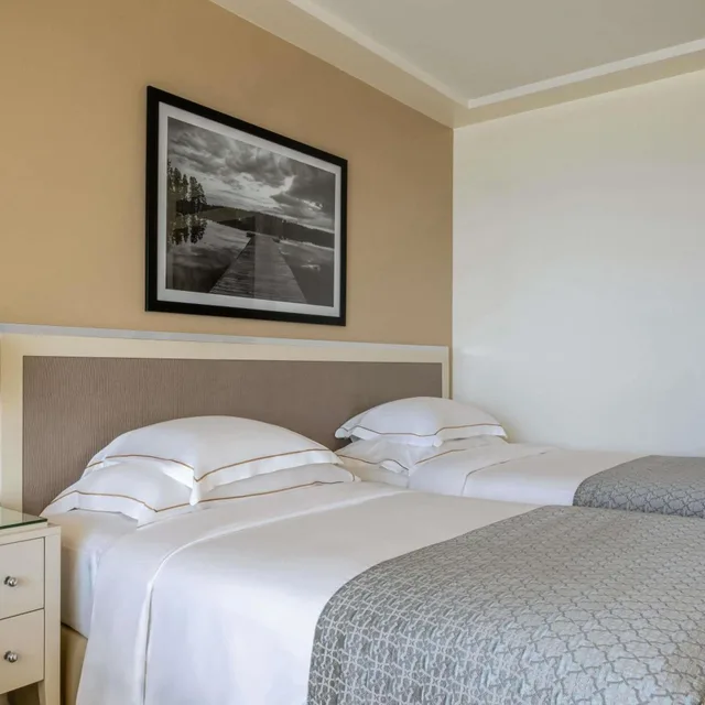 غرفة متصلة عائلية، Movenpick Hotel Beirut 7/10